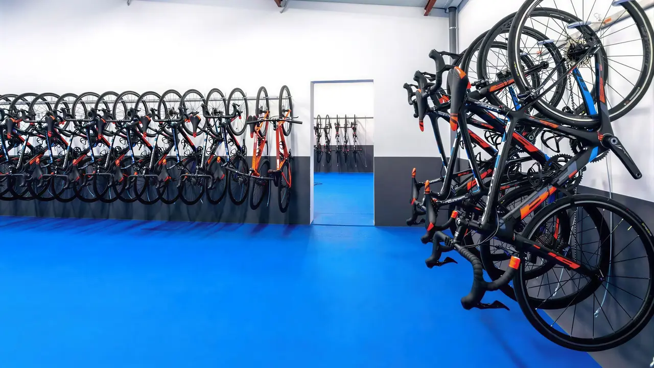 Wypożyczalnia rowerów w Viva Eden Lago