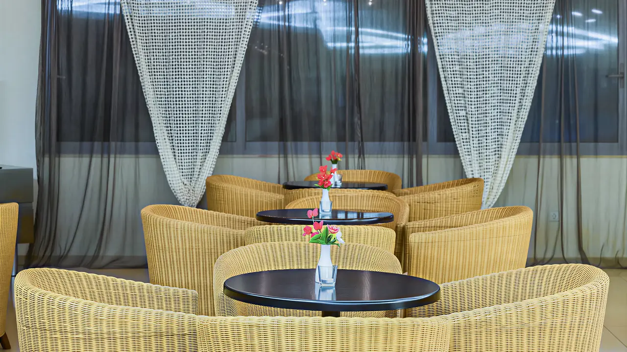 Wewnętrzna strefa wypoczynku w Xenios Anastasia Resort