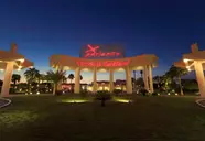 Wejście do hotelu Xperience Kiroseiz Parkland
