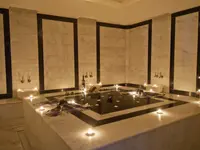 Strefa spa z basenem w Yalihan Una