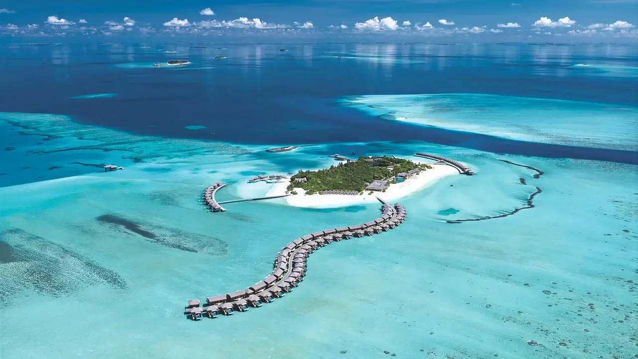 Widok z lotu ptaka na You & Me by Cocoon Maldives