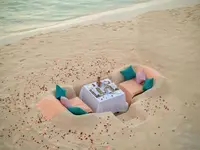 Romantyczny stolik na plaży w You & Me by Cocoon Maldives
