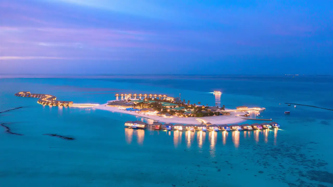 Widok z lotu ptaka na You & Me by Cocoon Maldives