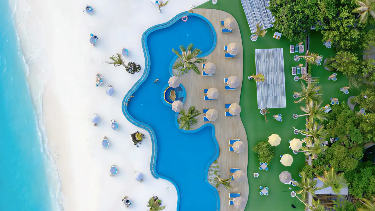 Widok z lotu ptaka na You & Me by Cocoon Maldives
