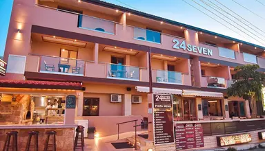 24 Seven Boutique