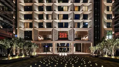 25Hours One Central