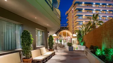 4R Playa Park