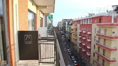 7th Floor Suite