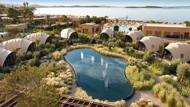 91 Athens Riviera, The Resort