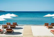 91 Athens Riviera, The Resort