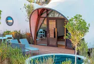 91 Athens Riviera, The Resort
