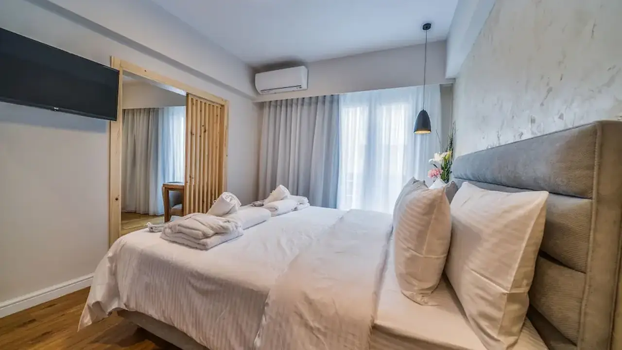 A. P. Acropolis View Apartments