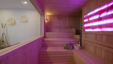 A Suite Side