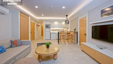 A Suite Side