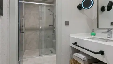 A Suite Side