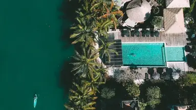 Aana Resort & Spa