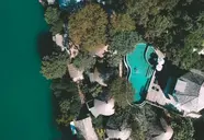 Aana Resort & Spa