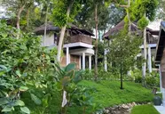 Aana Resort & Spa