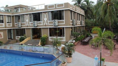 Acacia Palms
