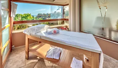 Acacia Resort