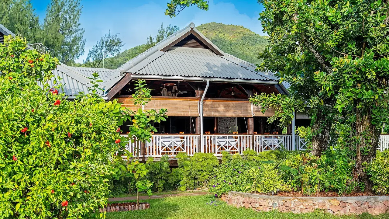 Acajou Beach Resort