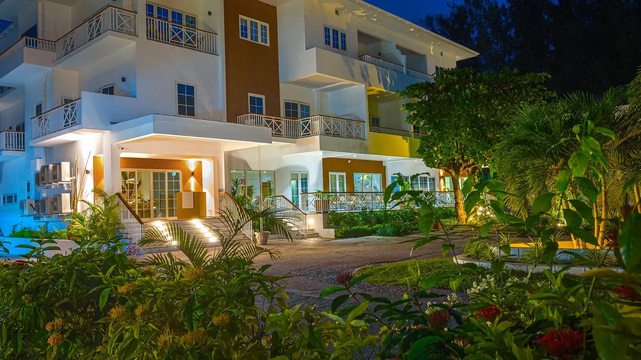 Acajou Beach Resort