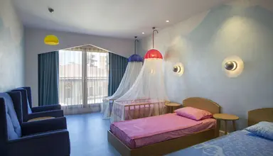 Acanthus & Cennet Barut Collection