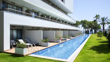 Acanthus & Cennet Barut Collection