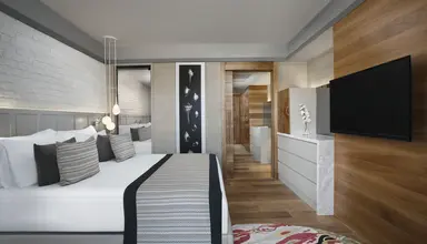 Acanthus & Cennet Barut Collection