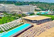 Acapulco Holiday Resort