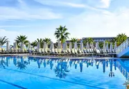 Acapulco Holiday Resort