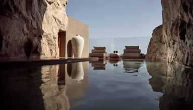 Acro Suites