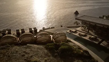 Acro Suites