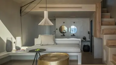 Acro Suites