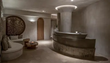Acro Suites