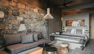 Acro Suites