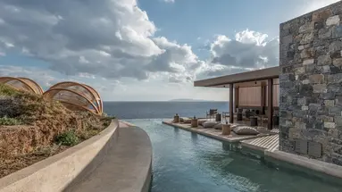 Acro Suites