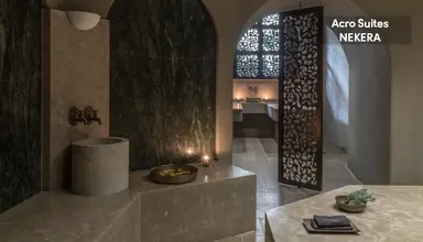Acro Suites