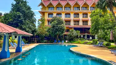 Acron Candolim Regina