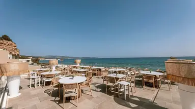 Acron Seaside Suites