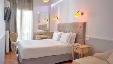 Acropolis Ami Boutique