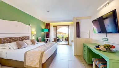 Acrotel Athena Residence