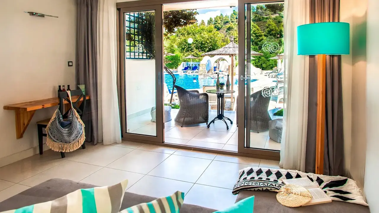 Acrotel Athena Residence