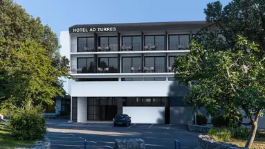 Ad Turres