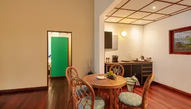 Adaaran Select Meedhupparu
