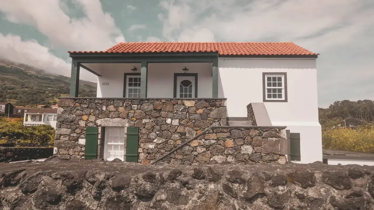 Adegas Do Pico