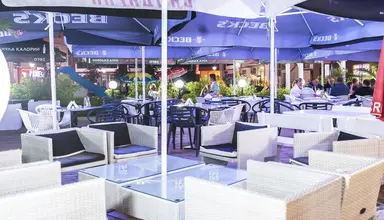 Admiral Plaza
