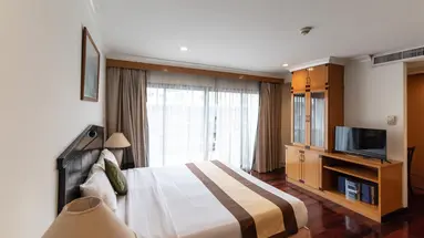 Admiral Suites Bangkok