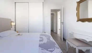 Adonis Bungalows