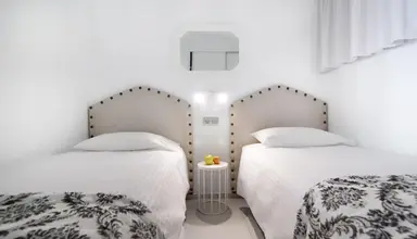 Adonis Bungalows